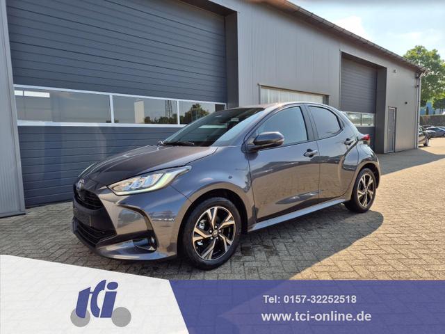 Toyota Yaris - 1.5VVT-iE 116PS Automatik Teamplayer Klimaautomatik Sitzheizung Lenkradheizung Rückf.Kamera 16-LM abged.Scheiben 2xKeyless DAB+ Bluetooth Touchscreen Apple CarPlay Android Auto ACC