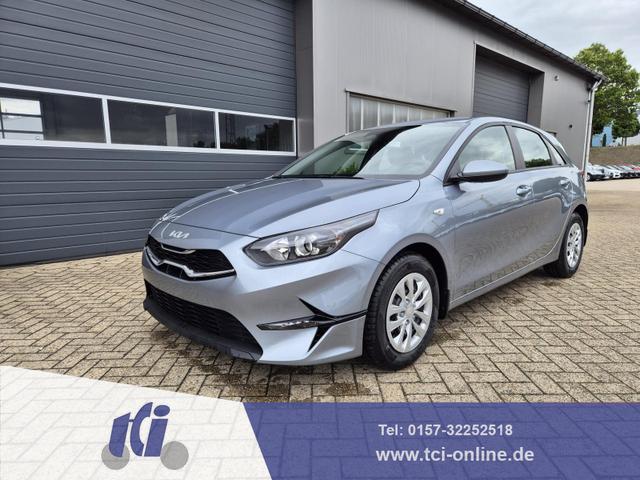 Kia Ceed - Vision 1.5 T-GDi 140PS Automatik Klimaautomatik Alarmanlage Sitzheizung Lenkradheizung Navi PDC Rückf.Kamera Bluetooth Touchscreen Apple CarPlay Android Auto Tempomat