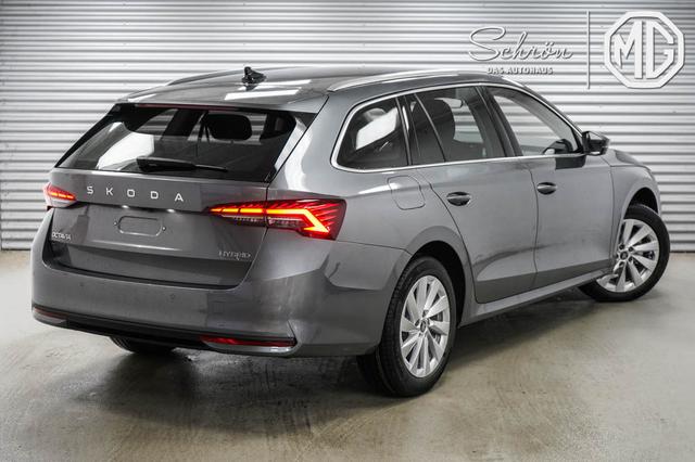 Skoda Octavia Combi Kombi 1,5 eTSI DSG mhev Selection -LAG. 
