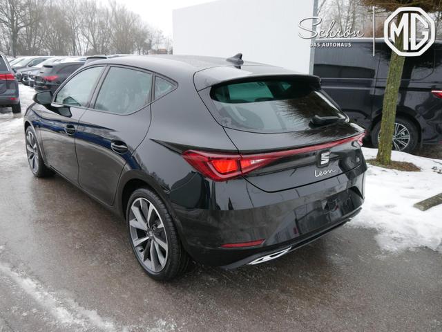 SEAT Leon FR 2.0 TDI DSG*RFK*NAVI*TEMPOMAT*TRAVEL ASSIST* FULL LINK* KEYLESS-GO* 