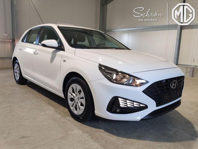 Hyundai / i30 / Weiß / / / 