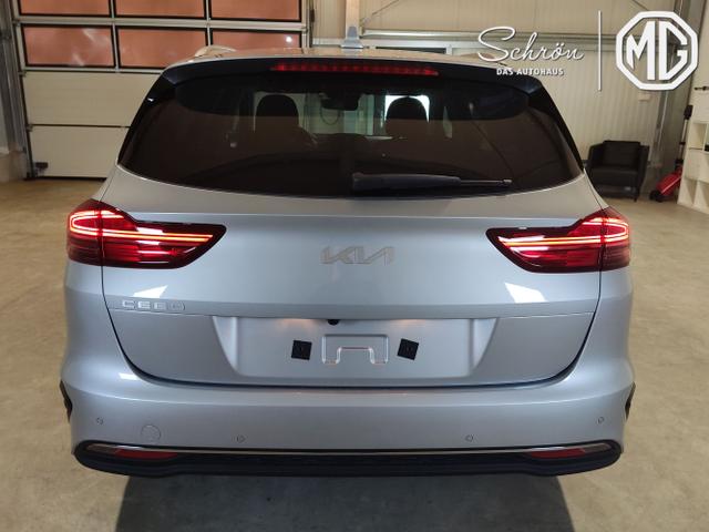 Kia / Ceed Sportswagon / Silber / / / , Beispielbilder, ggf. teilweise mit Sonderausstattung