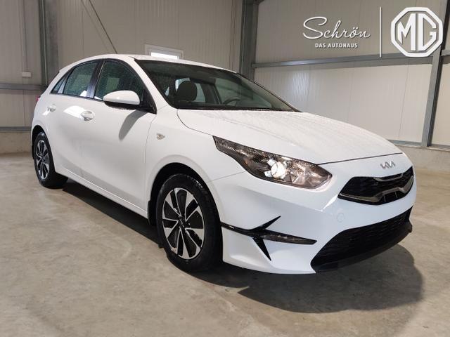 Kia / Ceed Sportswagon / Weiß / / / , Beispielbilder, ggf. teilweise mit Sonderausstattung