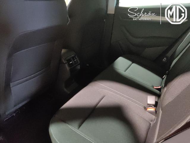 Skoda / Karoq / Schwarz / / / , Beispielbilder, ggf. teilweise mit Sonderausstattung