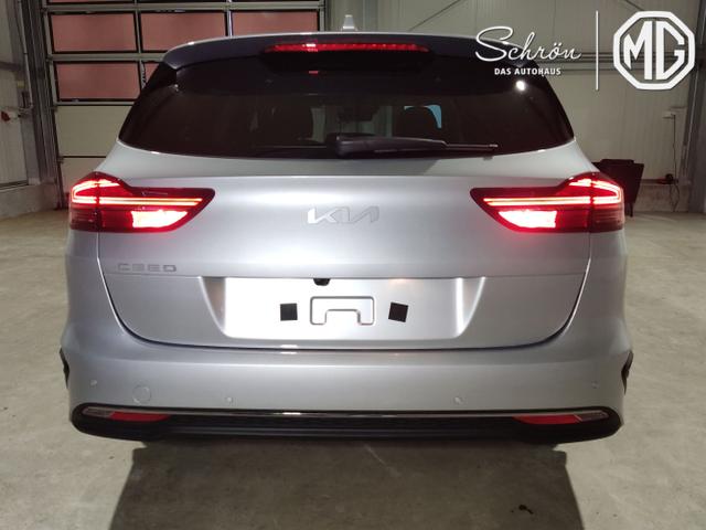 Kia / Ceed Sportswagon / Silber / / / 