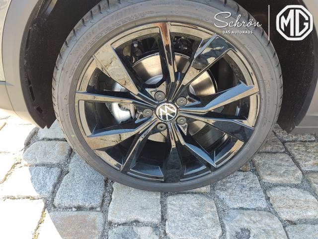 Volkswagen T-Roc - Black Style 1,5 TSI 150 PS DSG AHK-IQ Light-Navi-ACC-Kamera-19 "Alu-IQ Drive