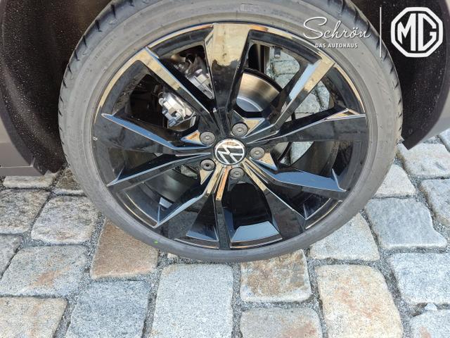 Volkswagen T-Roc - Style 1,5 TSI 150 PS DSG AHK-IQ Light-Navi-ACC-Kamera-19 "Alu-IQ Drive