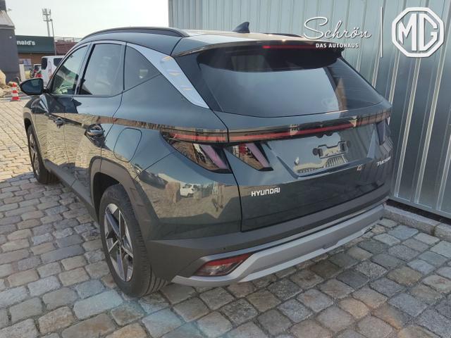 Hyundai / TUCSON / Gr&uuml;n / / / , Beispielbilder, ggf. teilweise mit Sonderausstattung