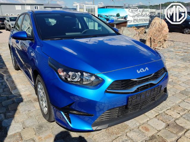 Kia / Ceed / Blau / / / , Beispielbilder, ggf. teilweise mit Sonderausstattung