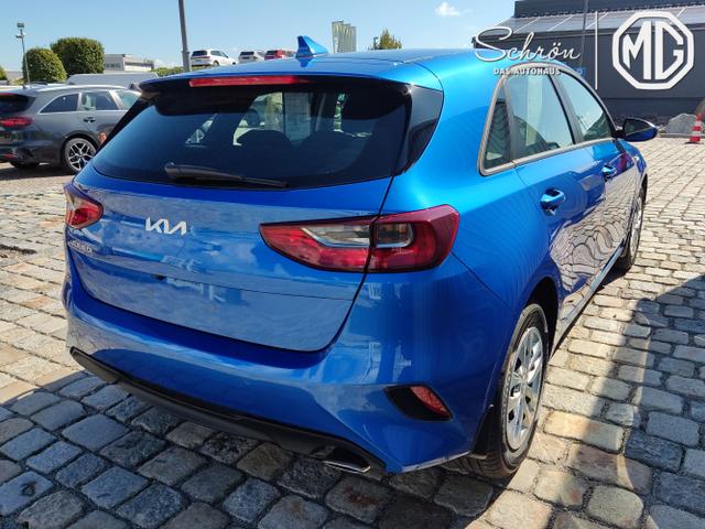 Kia / Ceed / Blau / / / , Beispielbilder, ggf. teilweise mit Sonderausstattung