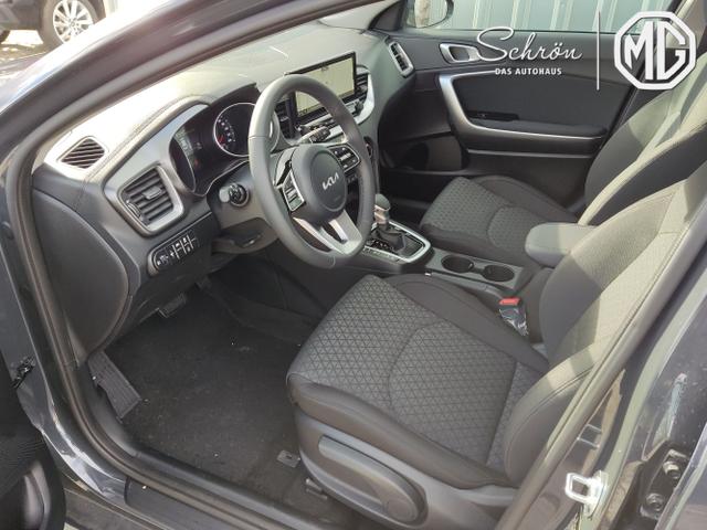 Kia / Ceed / Grau / / / , Beispielbilder, ggf. teilweise mit Sonderausstattung