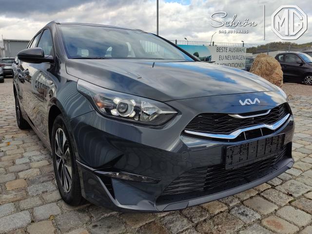 Kia / Ceed / Grau / / / , Beispielbilder, ggf. teilweise mit Sonderausstattung