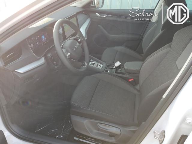 Skoda / Octavia Combi / Weiß / / / , Beispielbilder, ggf. teilweise mit Sonderausstattung