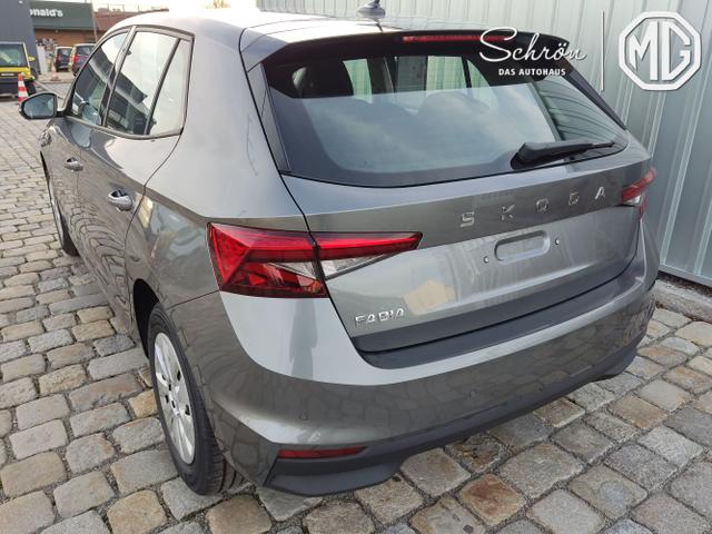 Skoda / Fabia / Grau / / / , Beispielbilder, ggf. teilweise mit Sonderausstattung