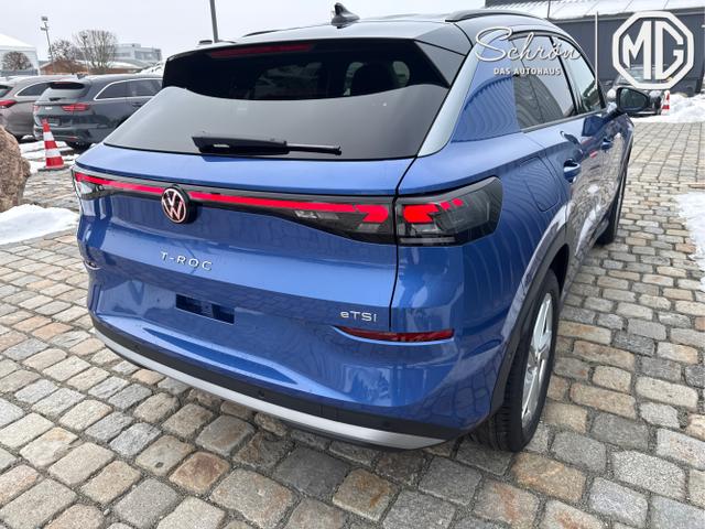 Volkswagen / T-Roc / Blau / / / , Beispielbilder, ggf. teilweise mit Sonderausstattung