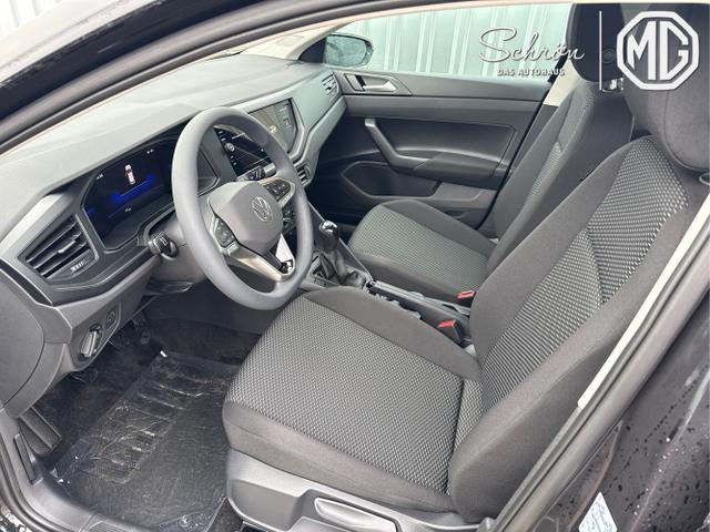 Volkswagen / POLO / Schwarz / / / 