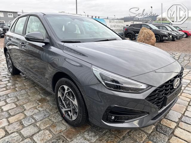 Hyundai / i30 / Grau / / / 