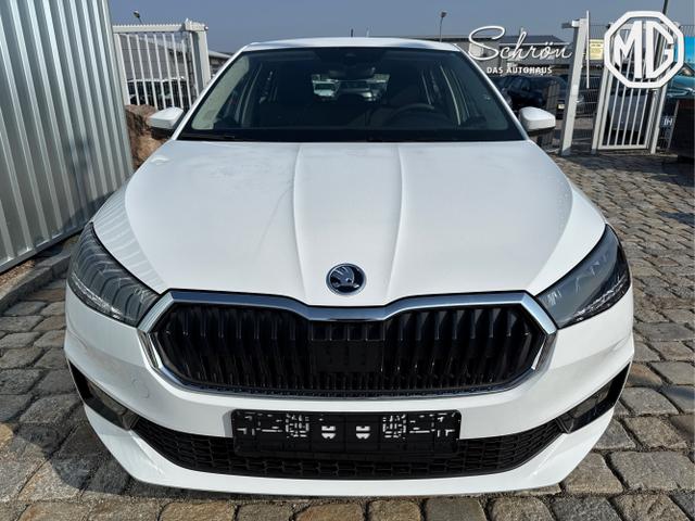 Skoda / Fabia / Wei&szlig; / / / , Beispielbilder, ggf. teilweise mit Sonderausstattung