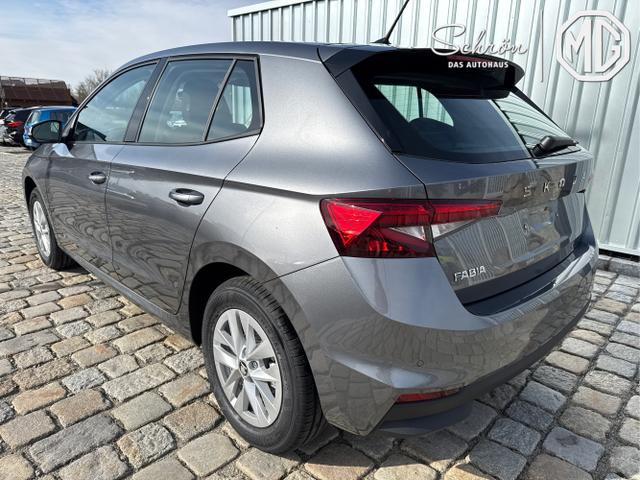 Skoda / Fabia / Grau / / / , Beispielbilder, ggf. teilweise mit Sonderausstattung