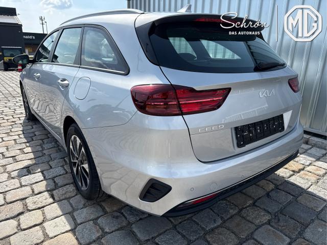 Kia / Ceed / Silber / / / , Beispielbilder, ggf. teilweise mit Sonderausstattung