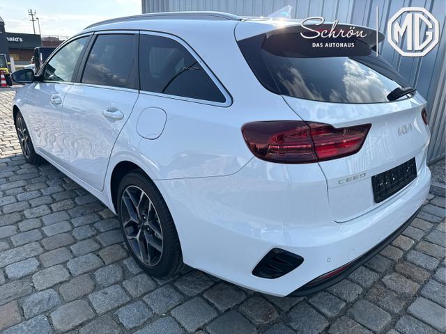 Kia / Ceed / Wei&szlig; / / / , Beispielbilder, ggf. teilweise mit Sonderausstattung