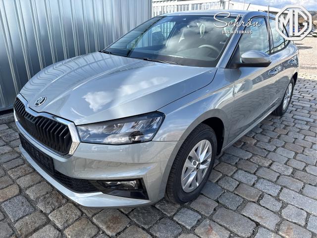 Skoda Fabia - Selection PLUS 1.0 TSI 95 PS + Virtual Cockpit Radio Media 8&ldquo; Display Winterpaket LED Alu 15&ldquo; Smart Link Kamera Tempomat Klimaanlage Climatic MuFu Lenkrad KESSY PDC sofort verf&uuml;gbar