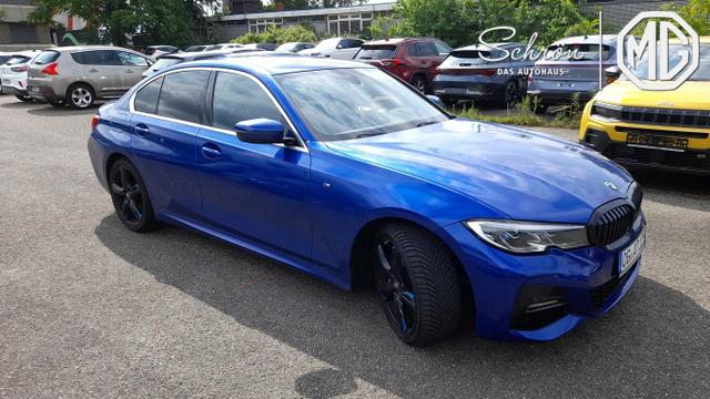 BMW 3er M Sport 320d Steptronic Laser HUD Leder AHK 19Z 