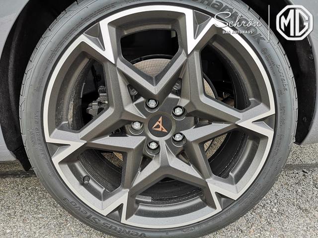 Cupra Leon Sportstourer 2.0 TSI 245 kW 4Drive VZ Kombi 2.0TSI DSG 4x4 AHK GV5 Matrix el. Hk Pano Navi Sound 