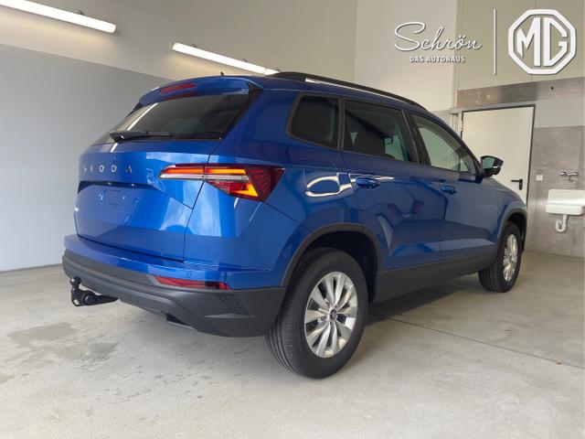 Skoda / Karoq / Blau / / / 150PS DSG AHK+Kessy