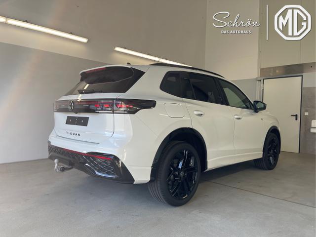 Volkswagen / Tiguan / Weiß / / / 193PS TDI 4M Black+AHK+Stdhz+360°+Leder+IQ.Light+Drive+HUD+Harman+Pano
