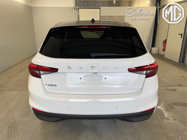Skoda / Fabia / Weiß / / / Selection 115PS DSG Dynamic+Kamera+Kessy+Alu16+Sitzheiz+Climatronic+PDCvo+hi 