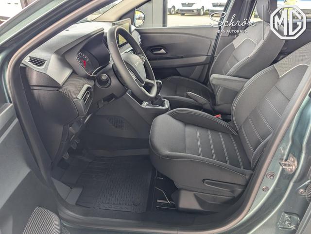 Dacia Logan EXPRESSION TCe 90 / NAVI Carplay LED Tempomat PDC *Frei Haus geliefert* 