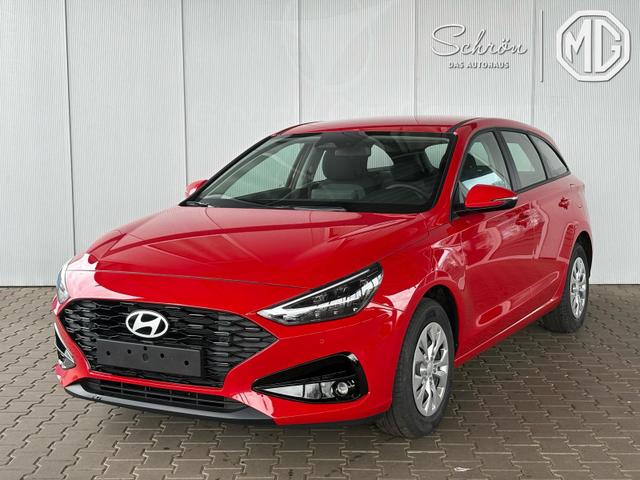 Hyundai i30 - WG Comfort 1.5 GDI 6MT / LED Navi PDC V.+H./ Kamera Kurvenlicht Carplay Nebel