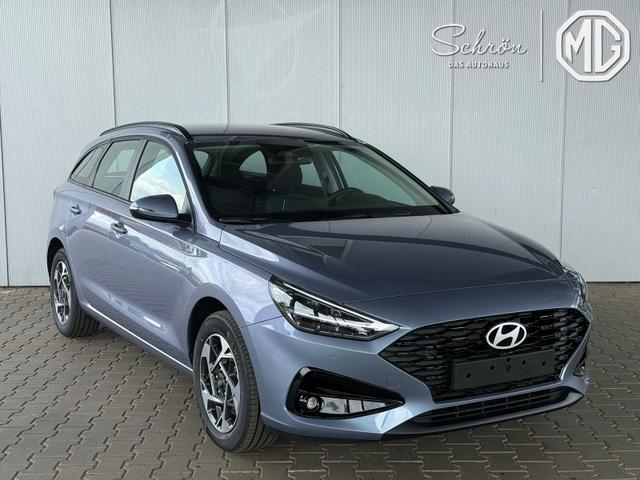 Hyundai i30 Kombi Smart 1.5 GDI / Navi PDC V.&H + Kamera LED Tempomat Alu 16" 