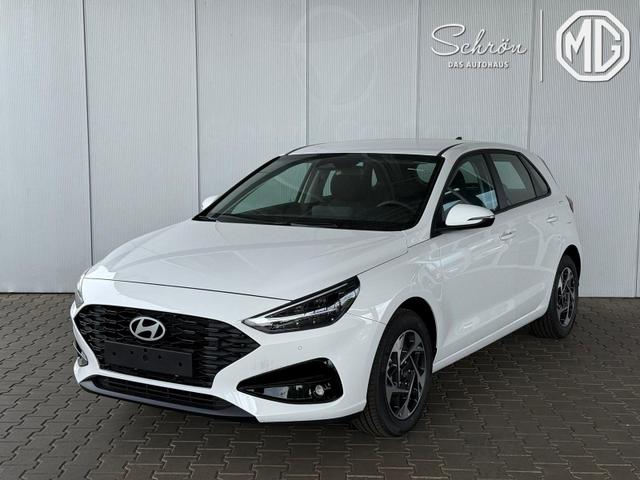 Hyundai i30 - GO 1.5 DPI / Sitz + Lenkradh./ LED Navi Tempomat Alu16 PDC V.&H.m.Kamera