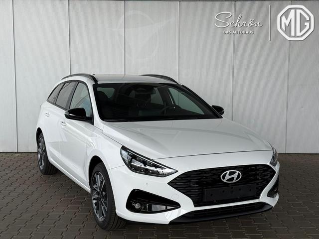 Hyundai i30 Kombi Comfort 1.5 DPI / Sitz + Lenkradheizung LED Navi Tempomat PDC V.&H Kamera Alu 17" 
