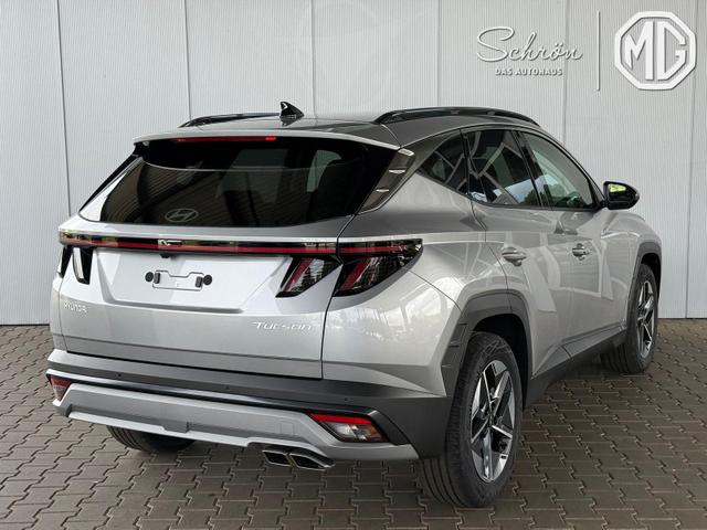 Hyundai TUCSON E-Motion 1.6 T-GDI 2WD 48V DCT / Panoramadach ACC Sitz + Lenkradheizung LED Navi PDC V&H Kamera Alu 18" 