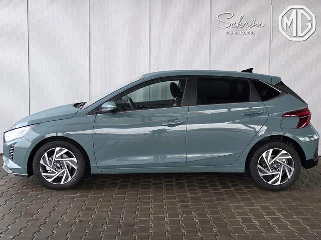 Hyundai i20 Comfort 1.2 MPI / Sitz + Lenkradheizung Navi Tempomat PDC Kamera Alu 16" *Frei Haus geliefert, ab der 2. Bestellung* 