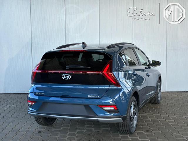 Hyundai BAYON Premium 1.2 MPI / Navi Sitz + Lenkradheizung Rückfahrkamera Tempomat Klimaautomatik Alu 16" 
