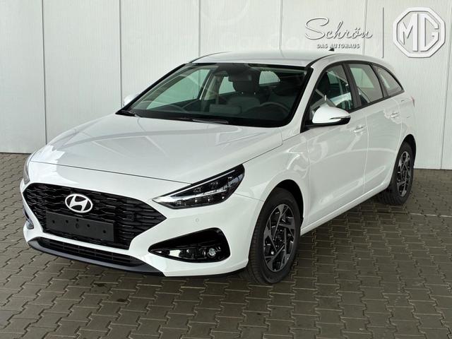 Hyundai i30 Kombi - Comfort 1.5 GDi / LED Navi PDC V&H + Kamera Tempomat Carplay Alu 16"