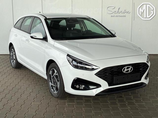 Hyundai i30 Kombi Comfort 1.5 GDi / LED Navi PDC V&H + Kamera Tempomat Carplay Alu 16" 
