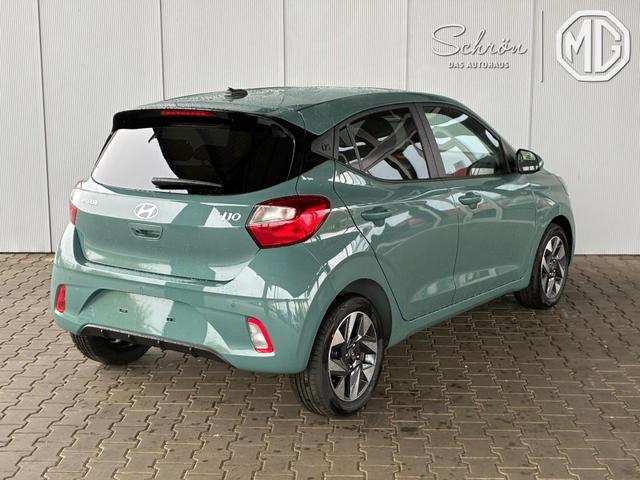 Hyundai i10 Advance 1.2 GDI Automatik / Rückfahrkamera Sitz + Lenkradheizung Navi Alu 15" 