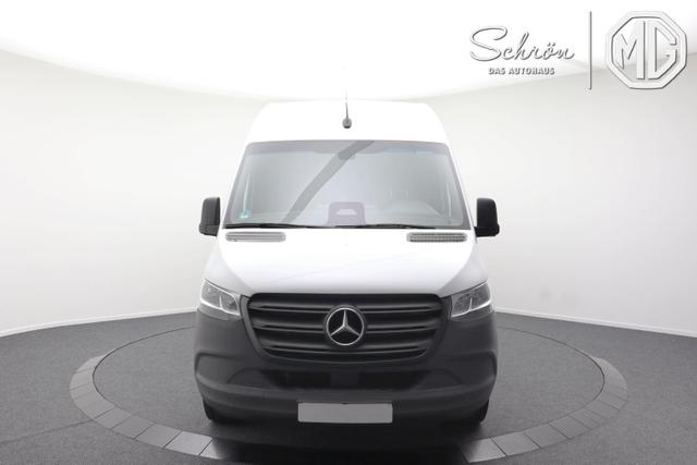Mercedes-Benz 317 CDI Sprinter Standard HA 9G-TRONIC PRO L2H2 