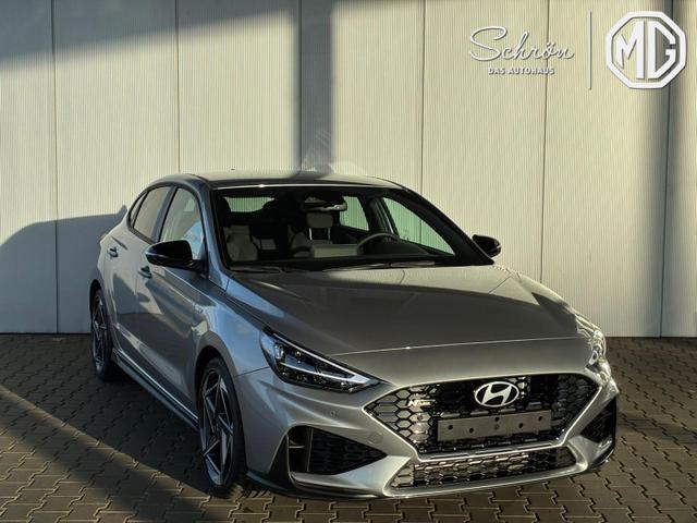 Hyundai i30 Fastback N-Line 1.5 T-GDI 7-DCT / ACC Sitz + Lenkradheizung LED PDC V&H Kamera Alu 18" 