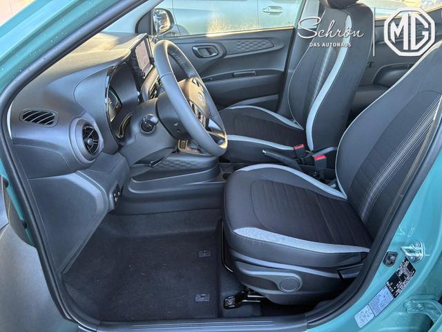 Hyundai i10 1.0 Comfort Automatik 4-Sitzer / R&uuml;ckfahrkamera Tempomat Navi uvm. 