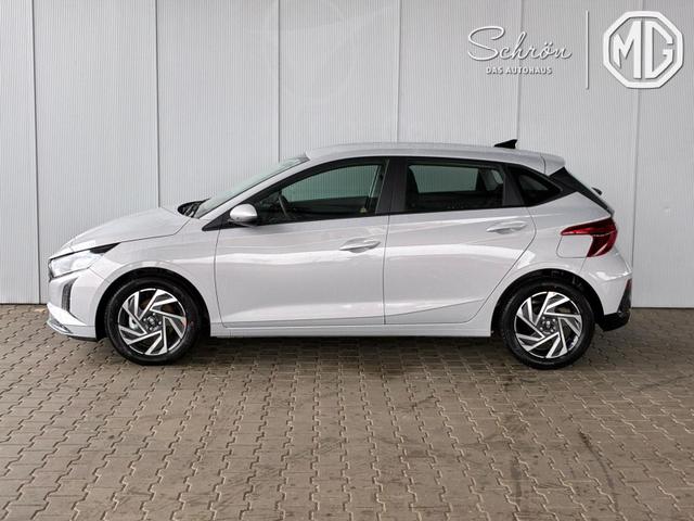 Hyundai i20 Comfort+ 1.0 T-GDI 6MT / Navi PDC m. Kamera Alu 16" 