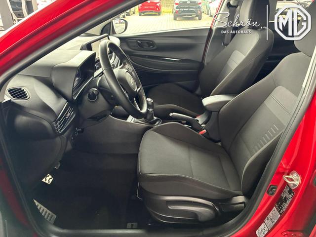 Hyundai BAYON Comfort 1.2 GDI 79 PS 5MT / LED Tempomat Navi R&uuml;ckfahrkamera Alu 16" 