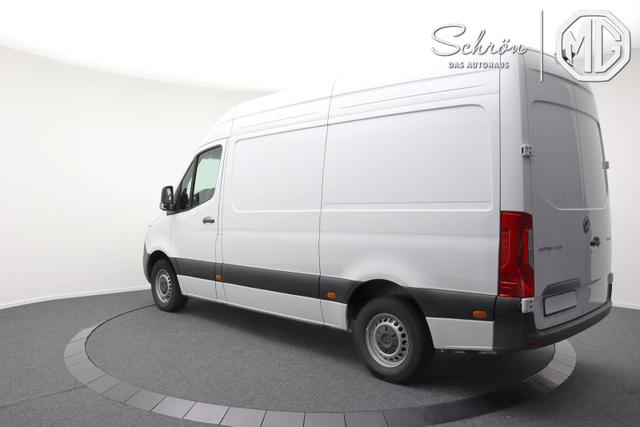 Mercedes-Benz 317 CDI Sprinter Standard HA 9G-TRONIC PRO L2H2 