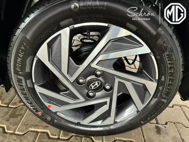 Hyundai i20 Comfort+ 1.0 T-GDI 6MT / Navi PDC m. Kamera Alu 16" 