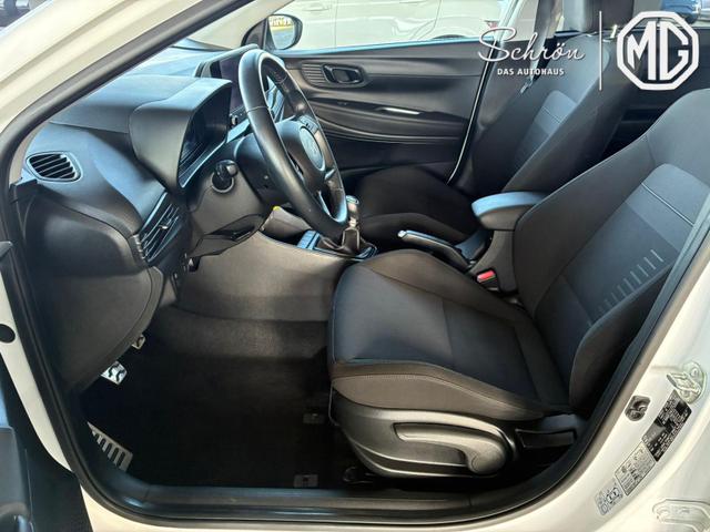 Hyundai BAYON Comfort 1.2 GDI 79 PS 5MT / LED Tempomat Navi R&uuml;ckfahrkamera Alu 16" 